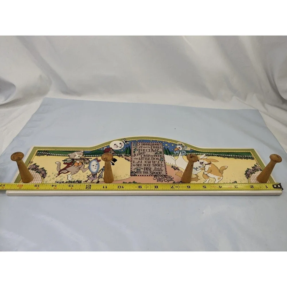 Hey Diddle Diddle Ceramic Coat Hanger Rack 16.75 Inch